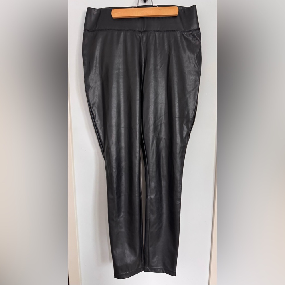 INC International Concepts Women's Black Faux Leather Leggings